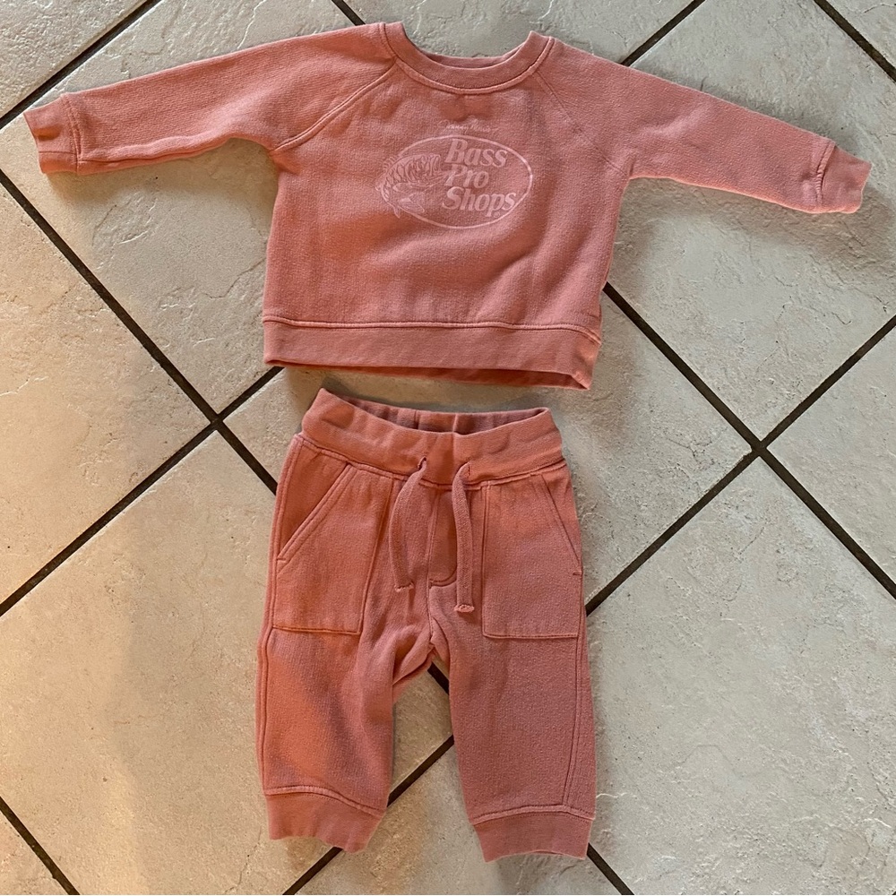 Bass Pro Shops Kids Pink Sweatshirt and Jogger Set